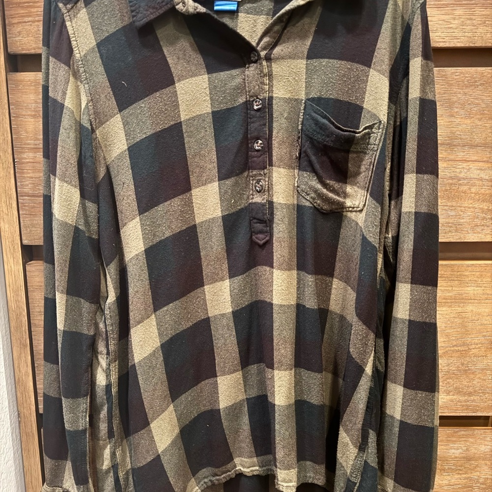 Kavu Men's Black and Tan Checkered Shirt